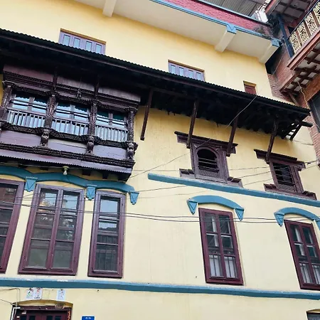 Heranya Hostel